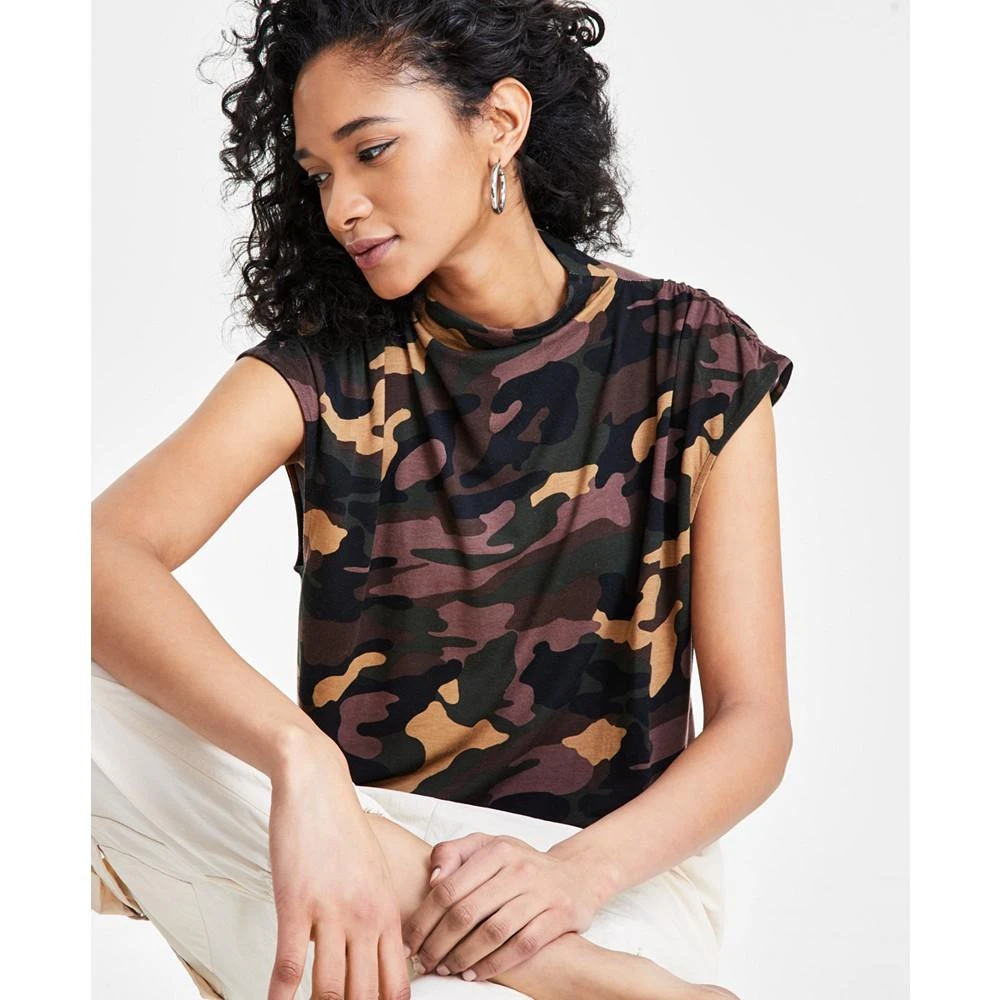 商品Bar III|Women's Camo-Print Elastic-Hem Blouson Top, Created for Macy's,价格¥123,第3张图片详细描述