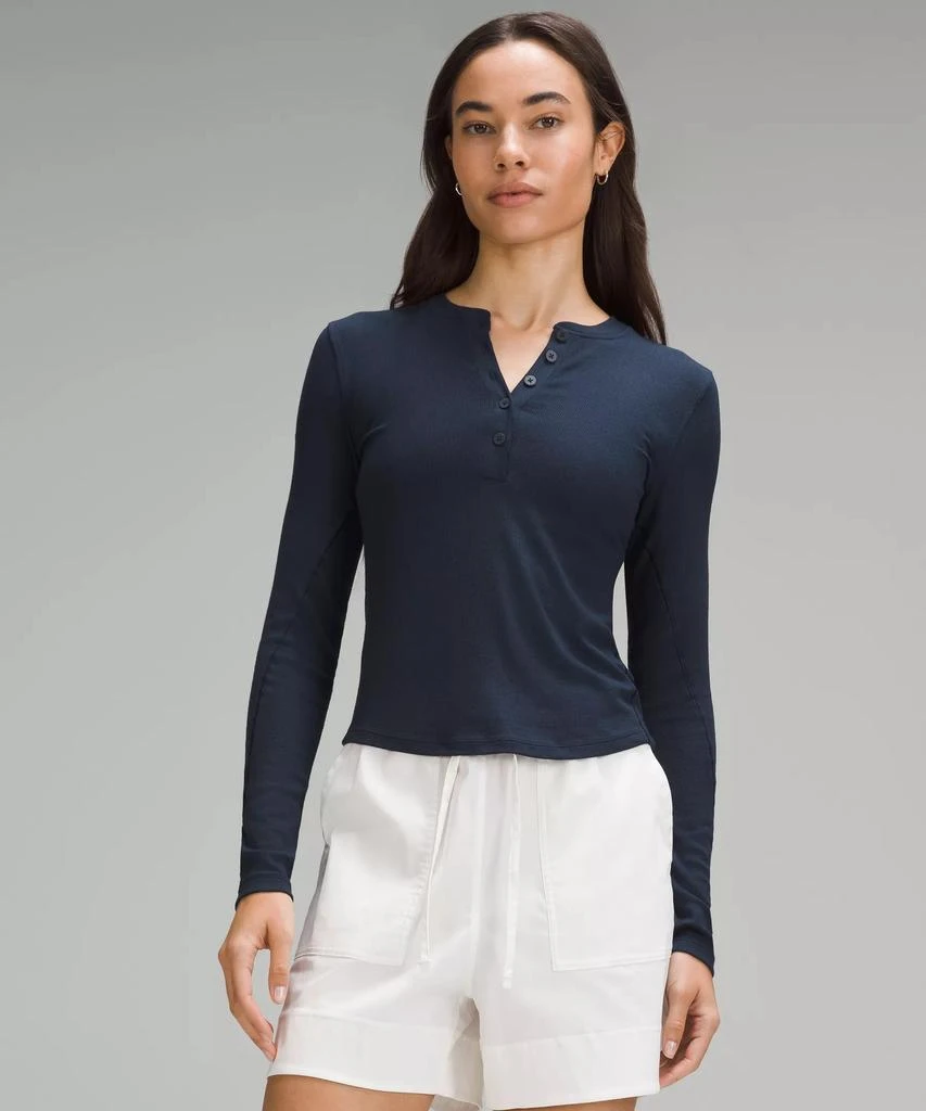 Hold Tight Long-Sleeve Henley 商品