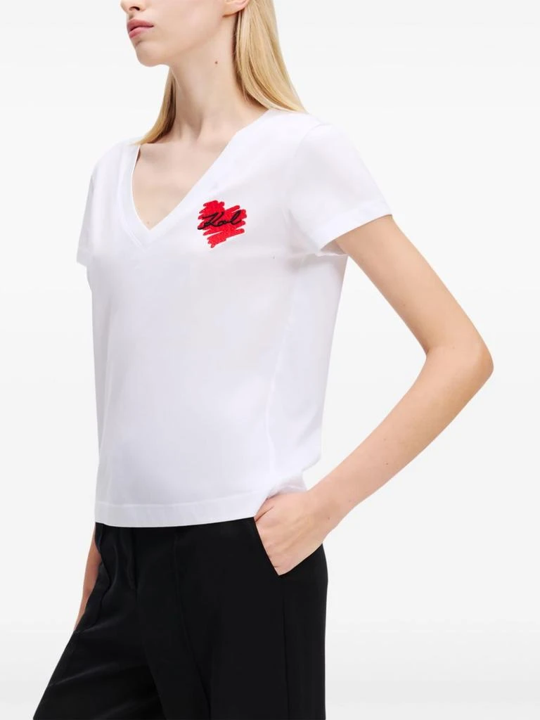 商品Karl Lagerfeld Paris|MC WHITE HEART LOGO V-NECK T-SHIRT,价格¥1017,第2张图片详细描述