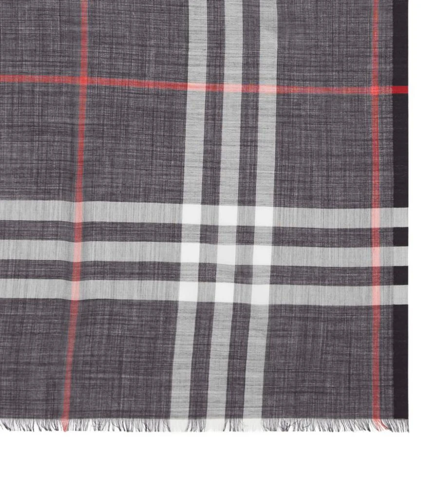 商品Burberry|Lightweight Check Wool-Silk Scarf,价格¥3463,第5张图片详细描述