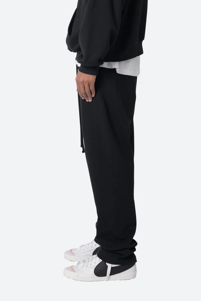 商品MNML|Relaxed Every Day Sweatpants - Black,价格¥369,第3张图片详细描述