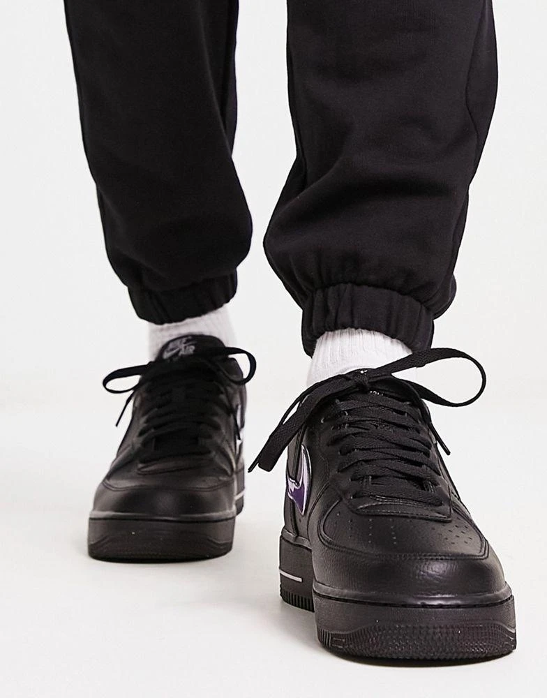 商品NIKE|Nike Air Force 1 '07 trainers in black with metallic swoosh,价格¥1070,第2张图片详细描述
