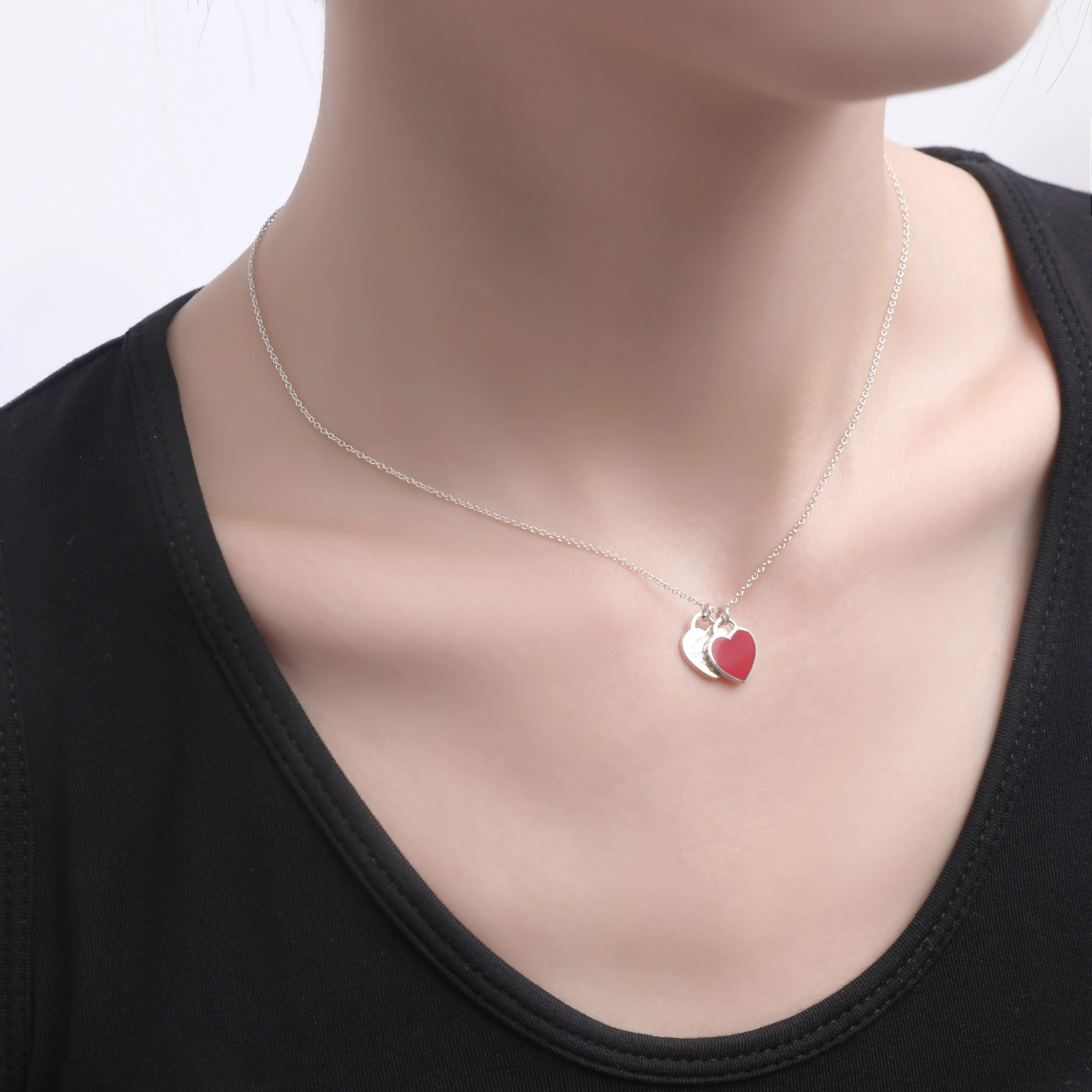 商品[国内直发] Tiffany & Co.|蒂芙尼 Return to Tiffany系列 恒久挚爱红双心 925银 项链 女款 红色,价格¥2627,第7张图片详细描述
