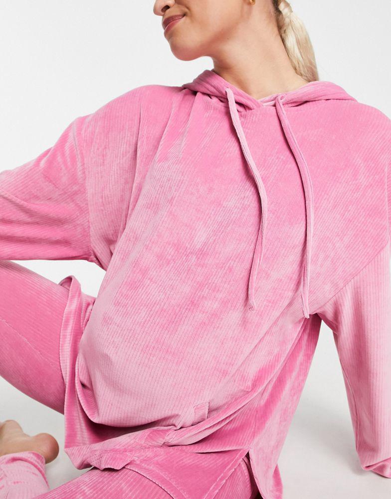 ASOS DESIGN Maternity lounge velour hoodie & legging set in pink商品第3张图片规格展示
