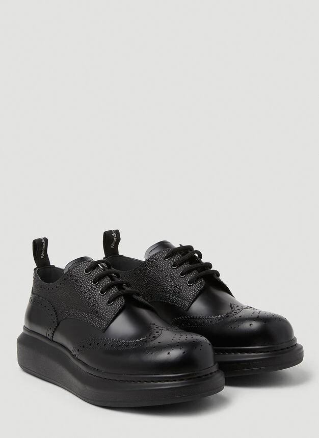 商品Alexander McQueen|Platform Brogue Lace-Up Shoes in Black,价格¥3881,第2张图片详细描述