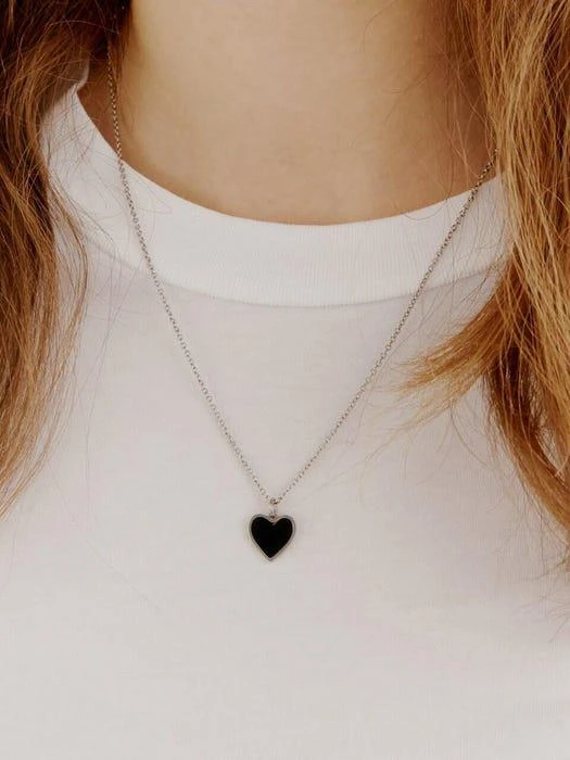 商品LOVE ME MONSTER|Surgical Black Onyx Charm Necklace,价格¥635,第2张图片详细描述