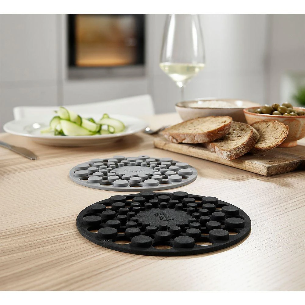 Spot On™ Trivet 商品