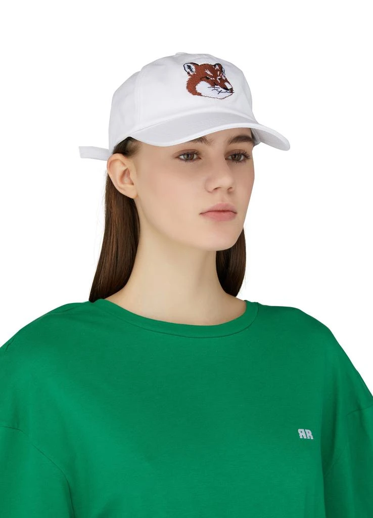 商品Maison Kitsune|Fox Head 大号刺绣棒球帽,价格¥457,第2张图片详细描述