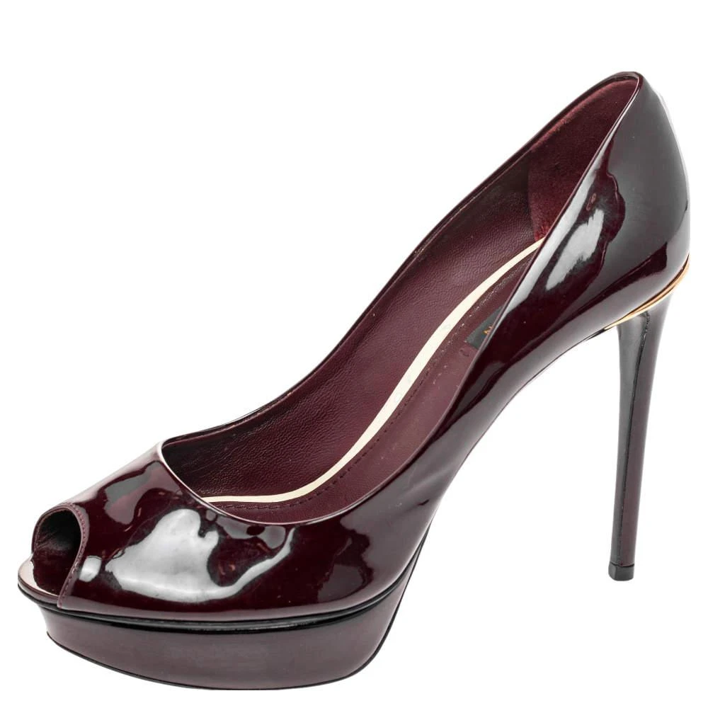 商品[二手商品] Louis Vuitton|Louis Vuitton Burgundy Patent Leather Eyeline Peep Toe Platform Pumps Size 39,价格¥2572,第1张图片