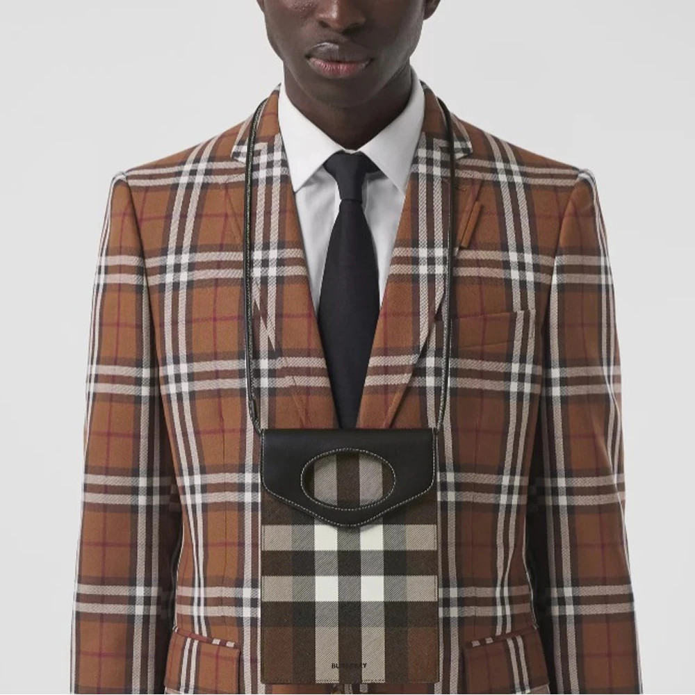 Burberry 男士格纹智能手机壳 8049237 商品
