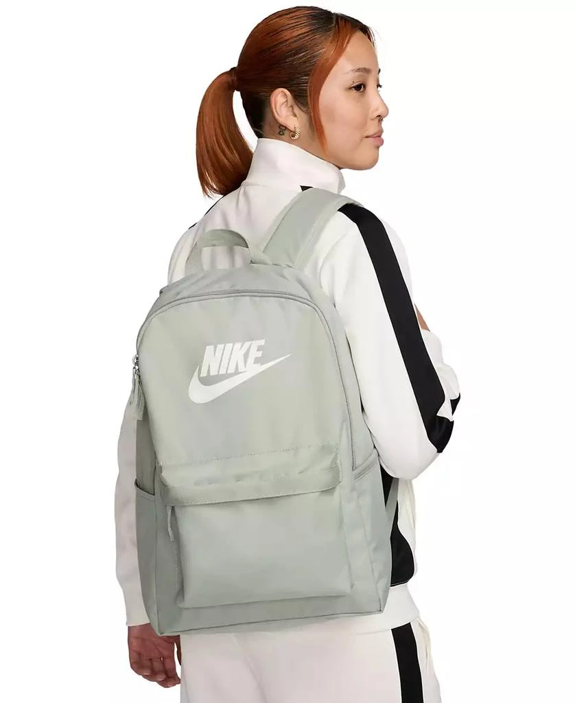 商品NIKE|Women's Heritage Backpack,价格¥287,第3张图片详细描述