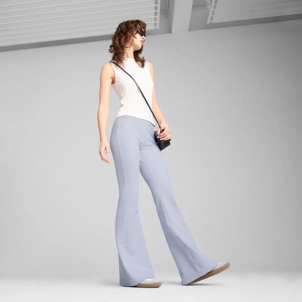 商品Puma|PUMA Women's DARE TO Textured Flared Leggings,价格¥316,第4张图片详细描述
