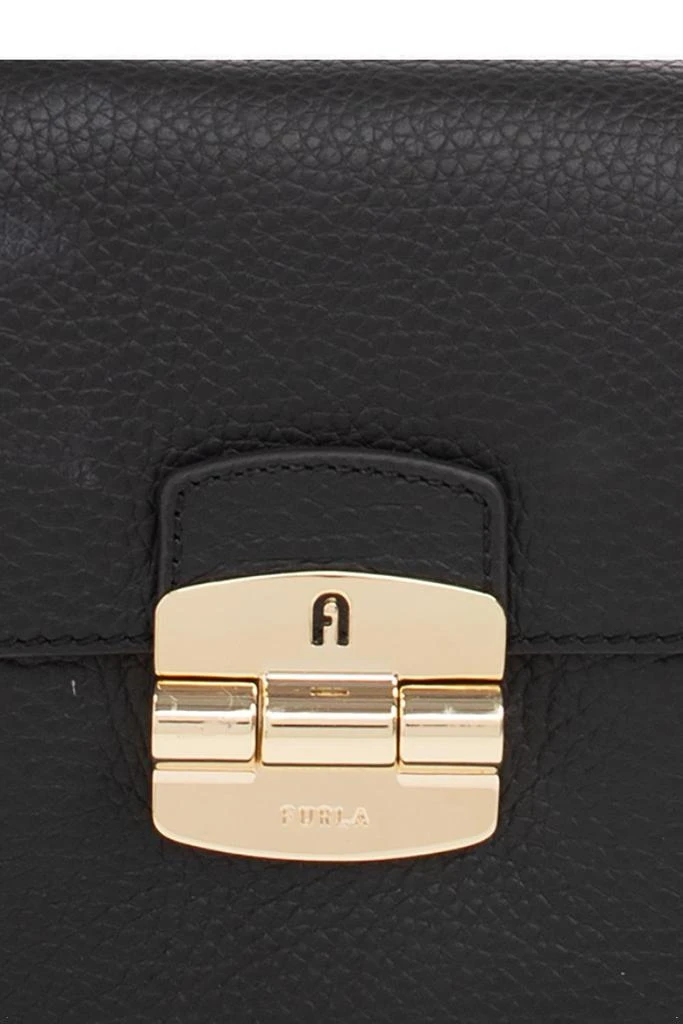 商品Furla|Furla Logo Engraved Foldover-Top Shoulder Bag,�价格¥1638,第5张图片详细描述