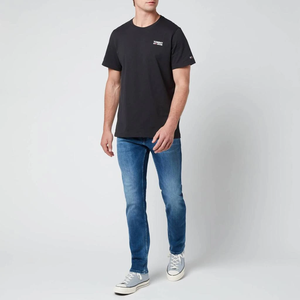 商品Tommy Hilfiger|Tommy Jeans Men's Regular Corporate Logo T-Shirt - Black,价格¥148,第3张图片详细描述