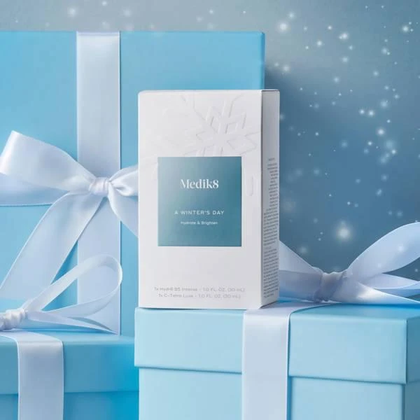 商品Medik8|Medik8 A Winter's Day Kit,价格¥892,第4张图片详细描述