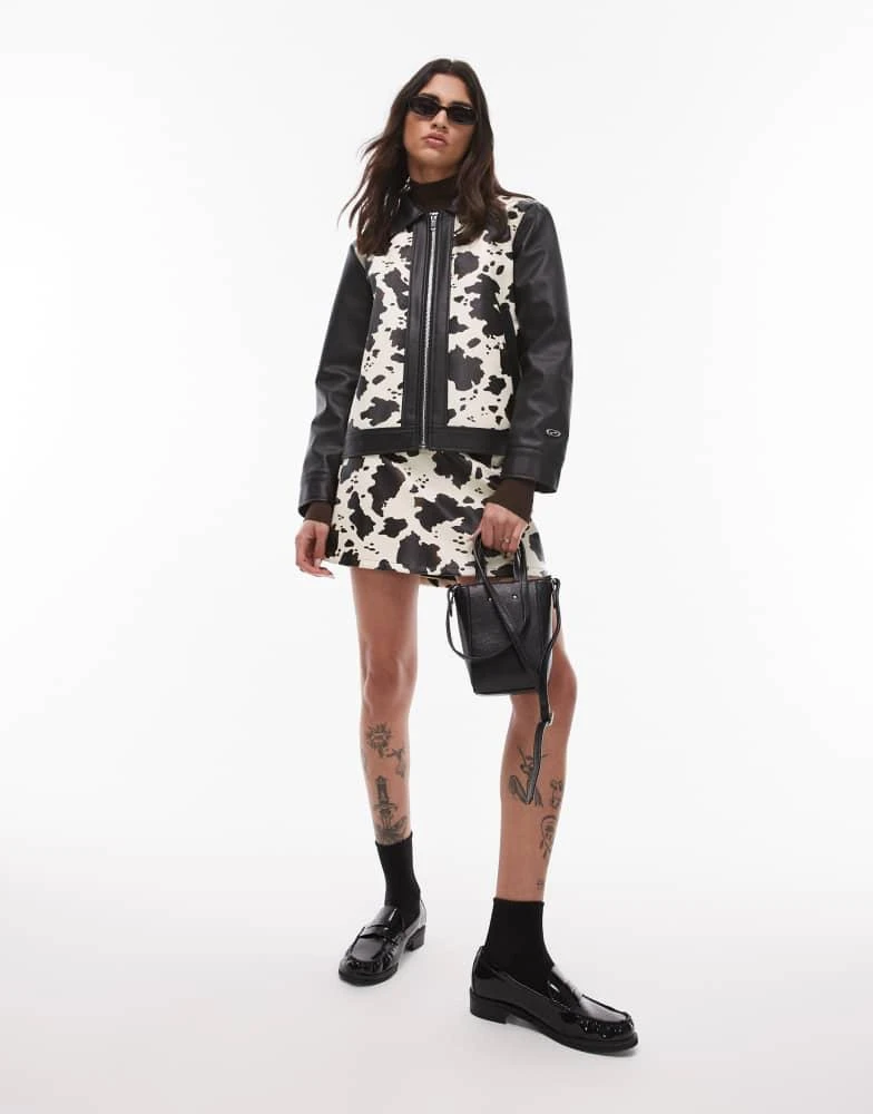 商品Résumé|Resume zip up PU jacket in cow print co-ord,价格¥1729,第4张图片详细描述
