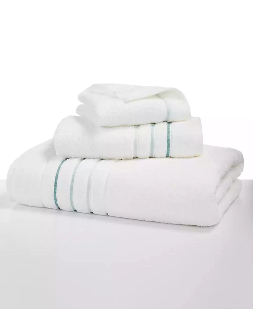 商品Hotel Collection|Ultimate MicroCotton® Borderline Bath Towel, 30" x 56", Exclusively at Macy’s,价格¥118,第1张图片