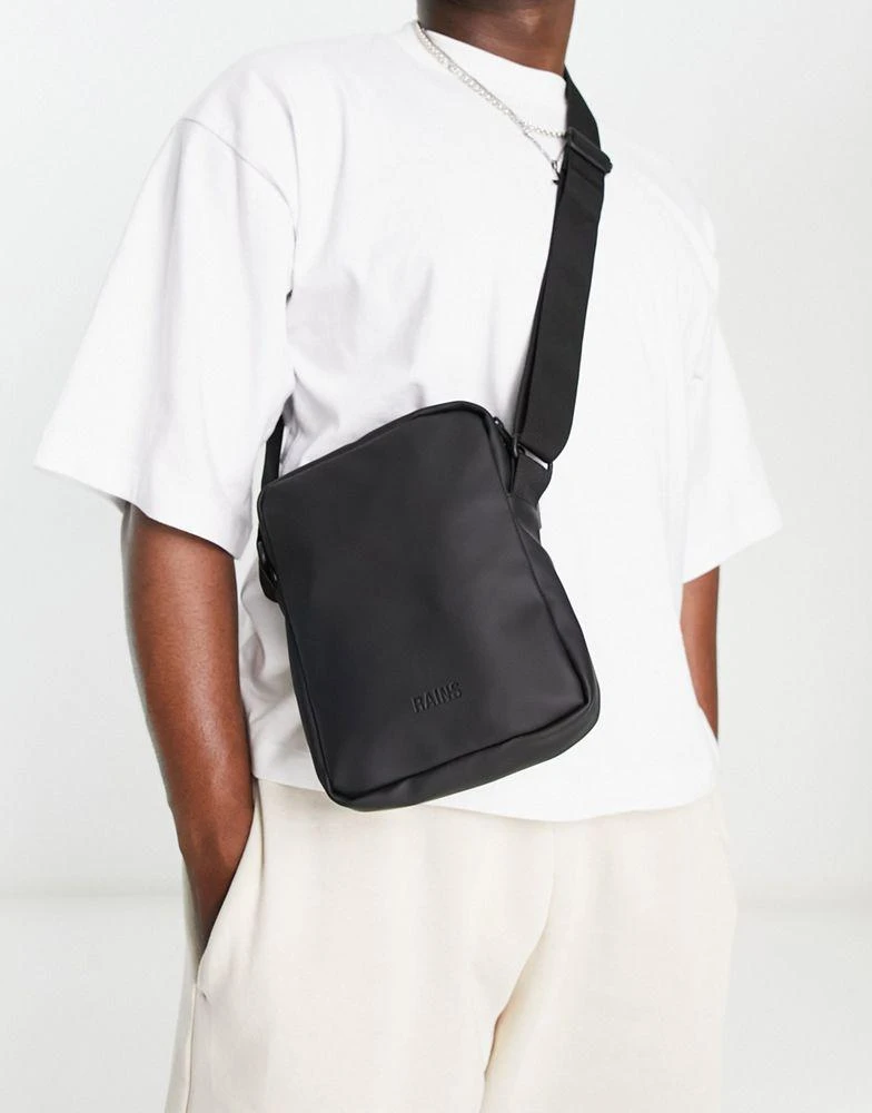 商品RAINS|Rains jet across body bag in black,价格¥362,第1张图片
