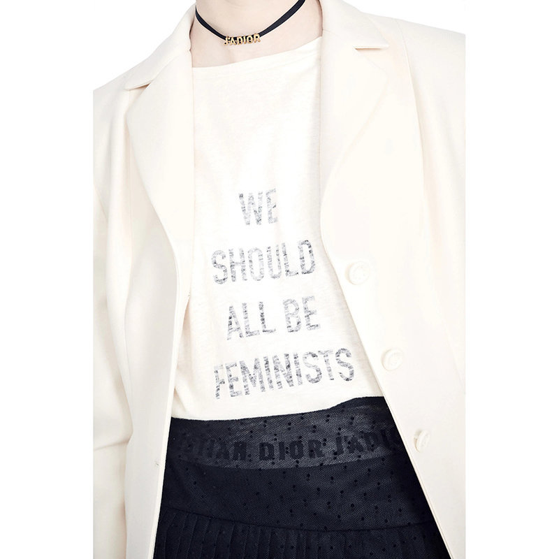 商品Dior|【预售3-7天】DIOR/迪奥 22年早春 女士白色棉麻针织面料女权主义印花短袖T恤213T03TA001_X0200,价格¥6086,第7张图片详细描述