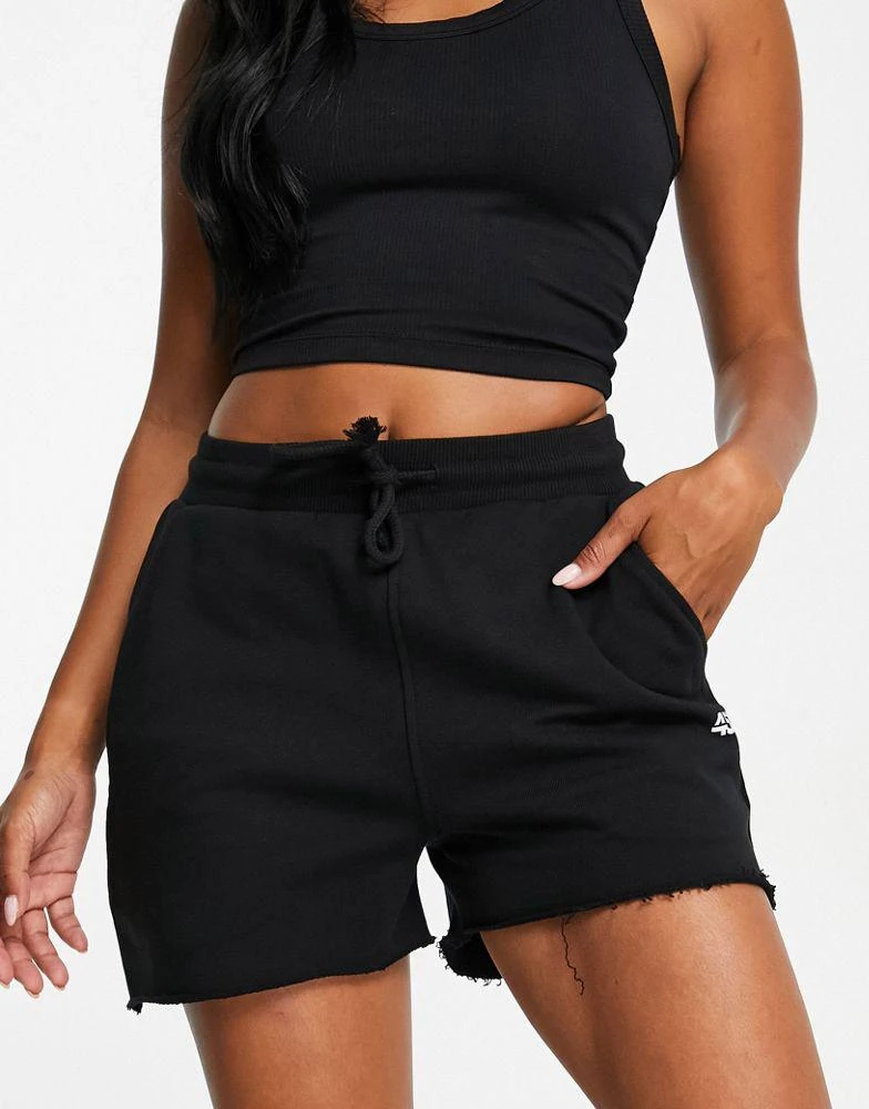 商品ASOS|ASOS 4505 Hourglass jogger short in black,价格¥224,第1张图片