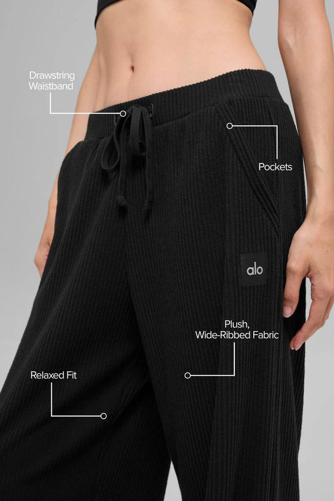 商品Alo|Muse Wide Leg Pant - Navy,价格¥898,第2张图片详细描述