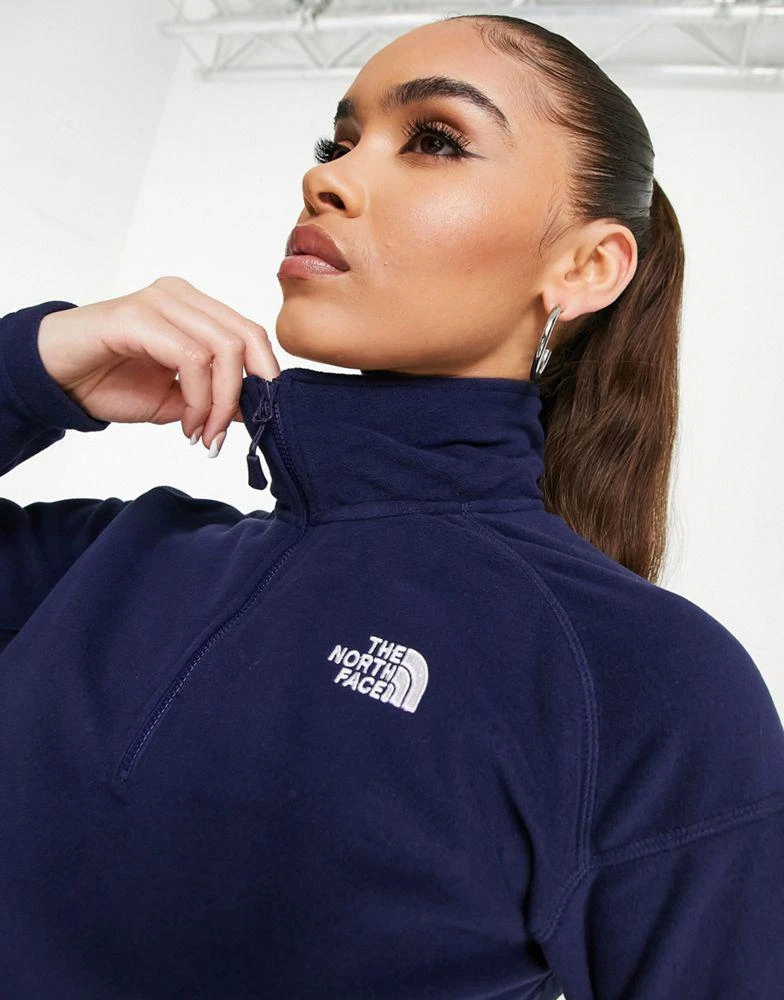 商品The North Face|The North Face 100 Glacier 1/4 zip cropped fleece in navy Exclusive at ASOS,价格¥251,第2张图片详细描述