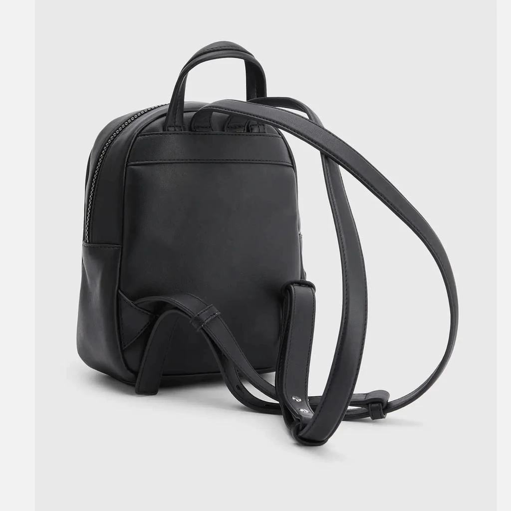 商品Tommy Jeans|Tommy Jeans Femme Faux Leather Backpack,价格¥594,第3张图片详细描述