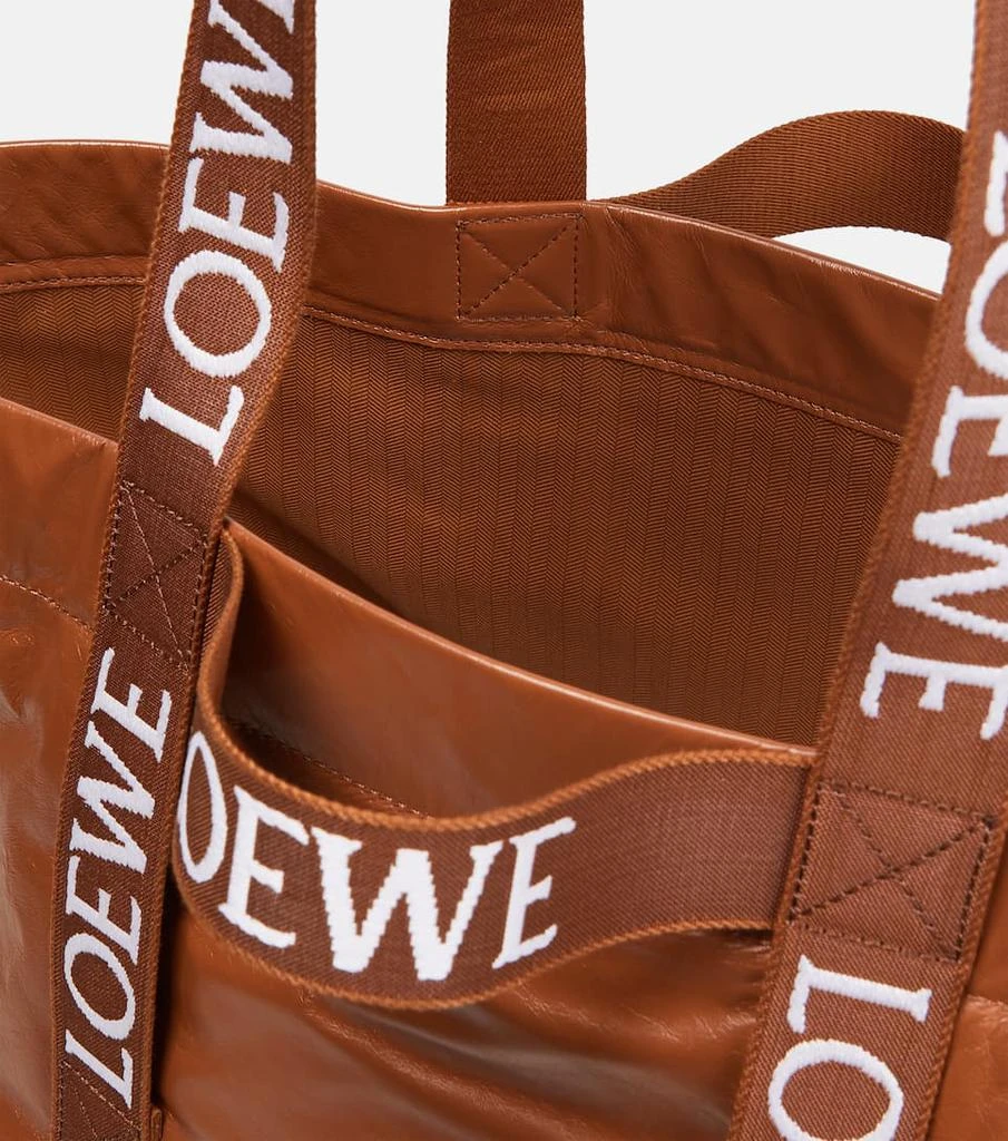 商品Loewe|Logo皮革购物包,价格¥15732,第3张图片详细描述