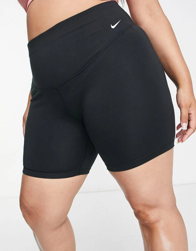 商品NIKE|Nike Training Plus One legging booty shorts in black,价格¥320,第2张图片详细描述