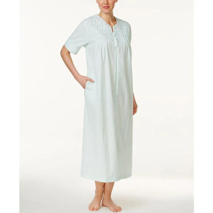 商品Miss Elaine|Smocked Seersucker Zip-Front Robe,价格¥379,第2张图片详细描述