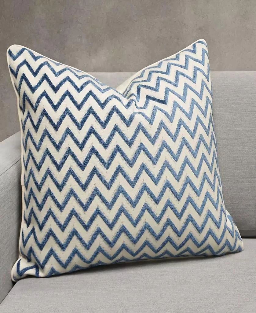 商品Millihome|Chevron Cut Velvet Decorative Pillow, 20" x 20",价格¥302,第2张图片详细描述