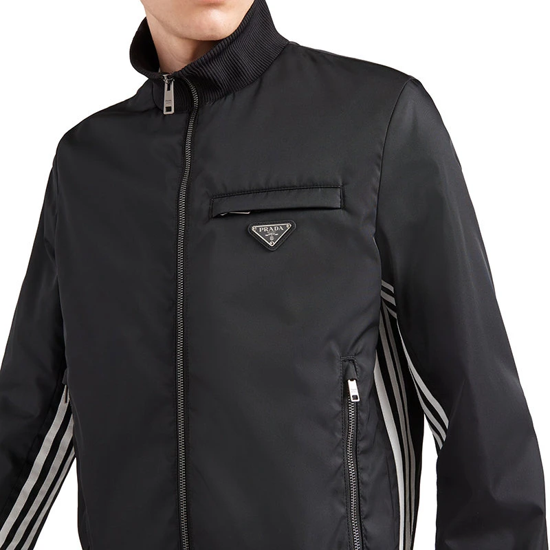 商品Prada|【预售3-7天】普拉达  ADIDAS联名系列 男女同款黑色再生尼龙运动夹克SGB936_1WQ8_F0002_S_212,价格¥9913,第5张图片详细描述