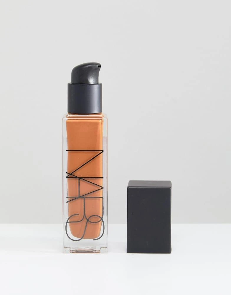 NARS Natural Radiant Longwear Foundation 商品