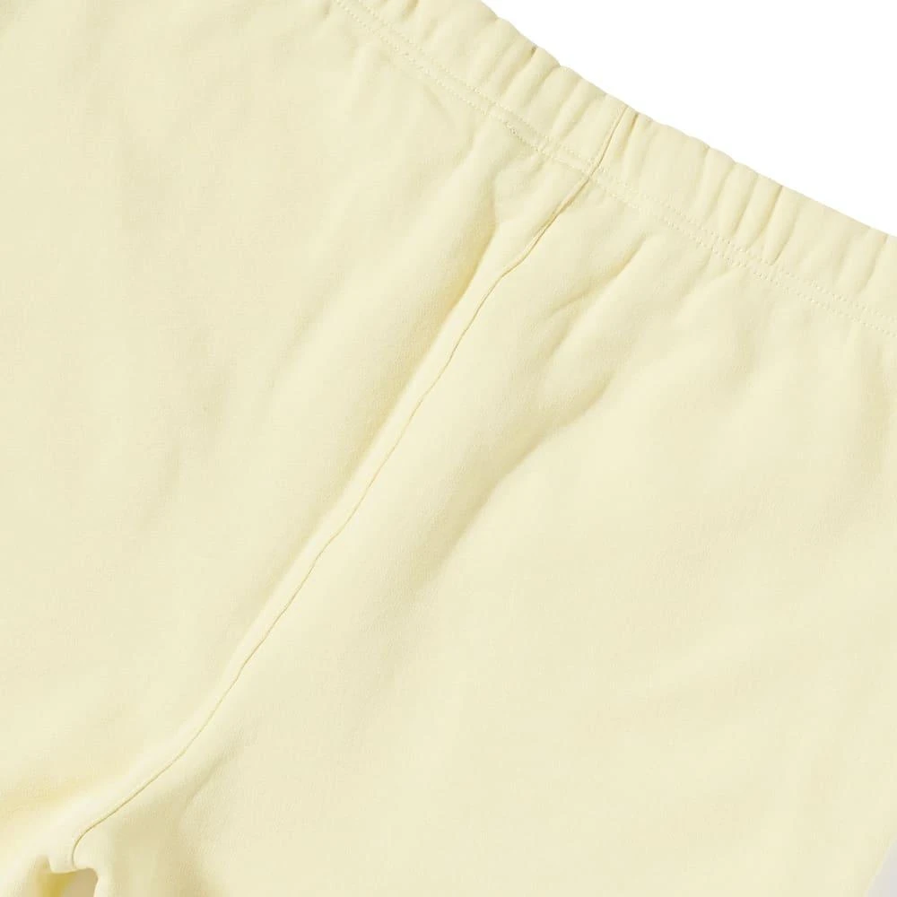 商品Essentials|Fear of God ESSENTIALS Logo Sweat Shorts - Canary,价格¥513,第2张图片详细描述