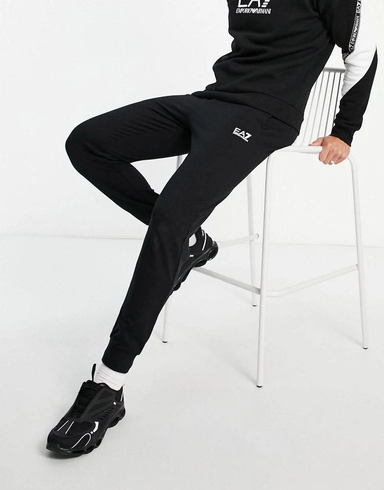 商品EA7|Armani EA7 core ID logo joggers in black,价格¥515,第4张图片详细描述