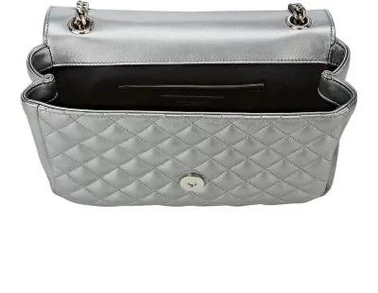 商品Yves Saint Laurent|Monogram Medium Envelope Shoulder Bag,价格¥11289,第5张图片详细描述