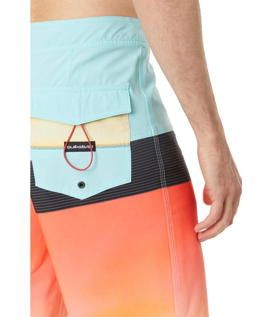 商品Quiksilver|Surfsilk Panel 20" Boardshorts,价格¥243,第3张图片详细描述