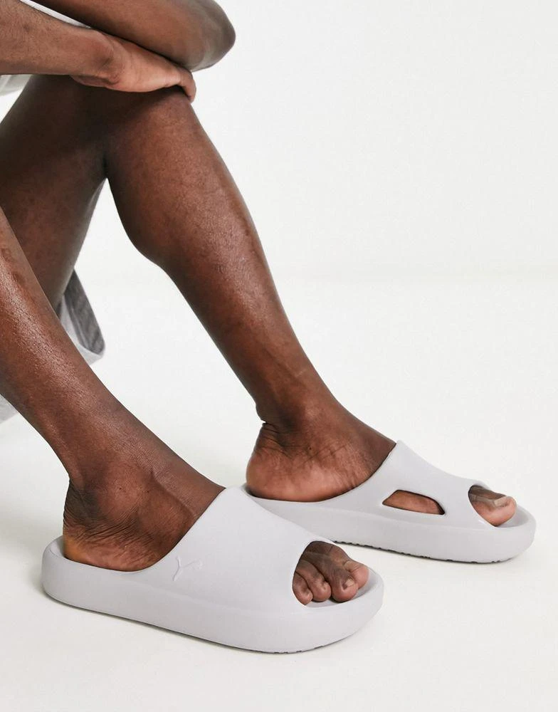 商品Puma|Puma sliders in light grey,价格¥107,第3张图片详细描述