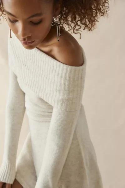 UO Blake Knit Off-The-Shoulder Mini Dress 商品