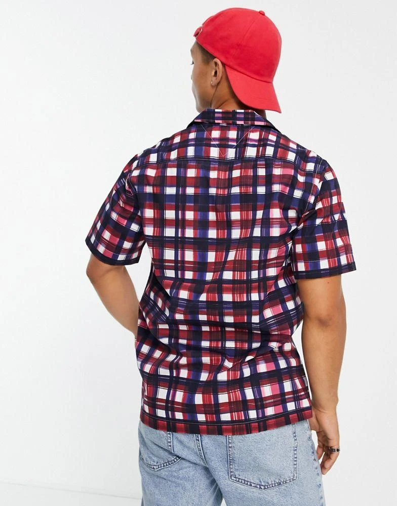 商品Tommy Hilfiger|Tommy Hilfiger painted gingham short sleeve shirt in multi,价格¥440,第4张图片详细描述