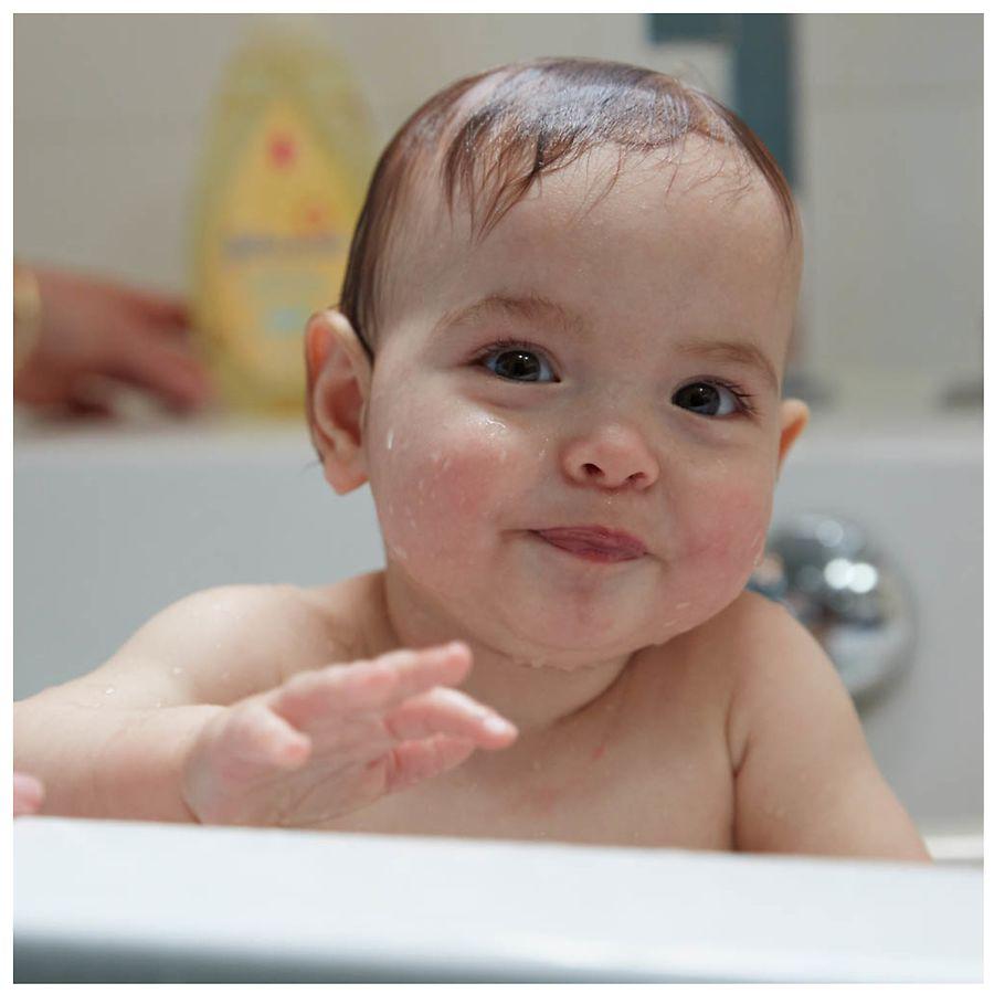 Shampoo with Gentle Tear-Free Formula商品第8张图片规格展示