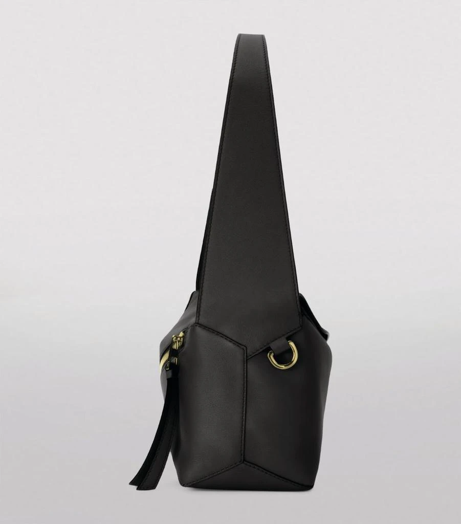 商品Loewe|Leather Puzzle Edge Shoulder Bag,价格¥19201,第3张图片详细描述
