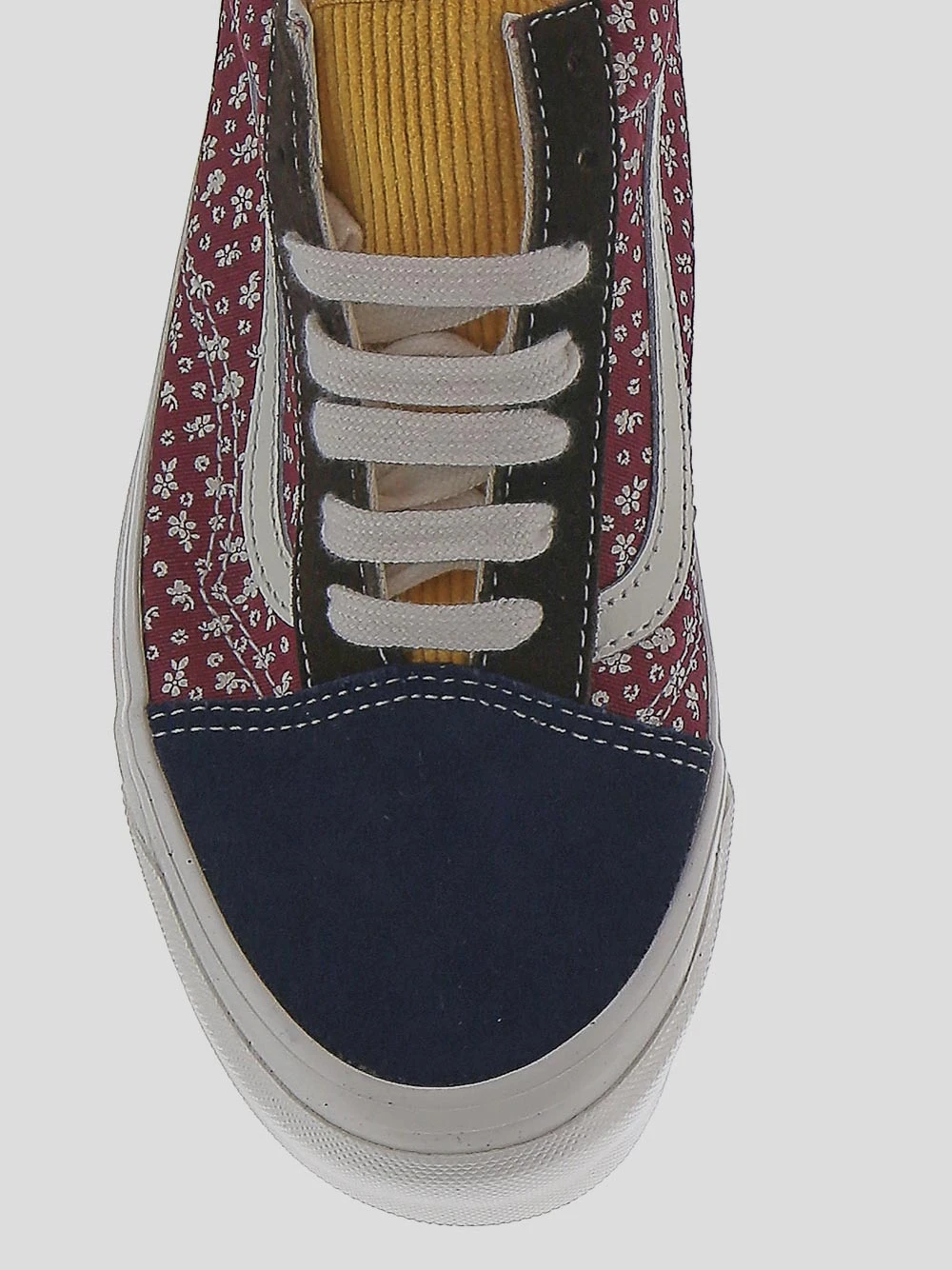 商品Vans|Vans 女士休闲鞋 VN0A4BVQ4481 花色,价格¥556,第6张图片详细描述