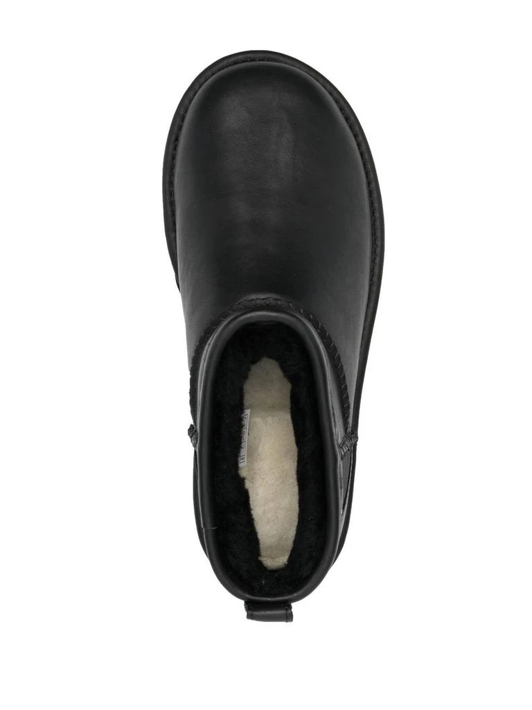 商品UGG|UGG AUSTRALIA - Classic Ultra Mini Leather Ankle Boots,价格¥1417,第3张图片详细描述