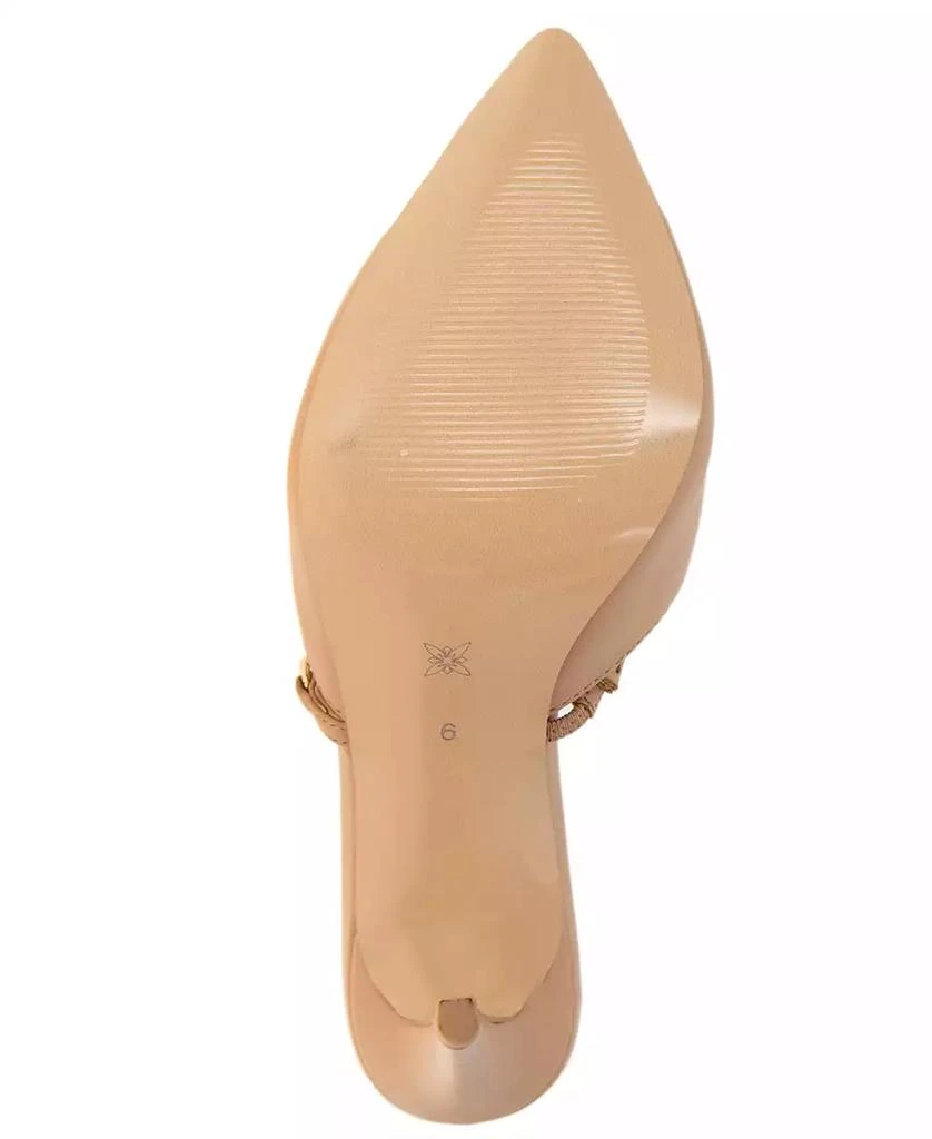 商品BCBG|Women's Havinda Chained Pumps,价格¥326,第5张图片详细描述