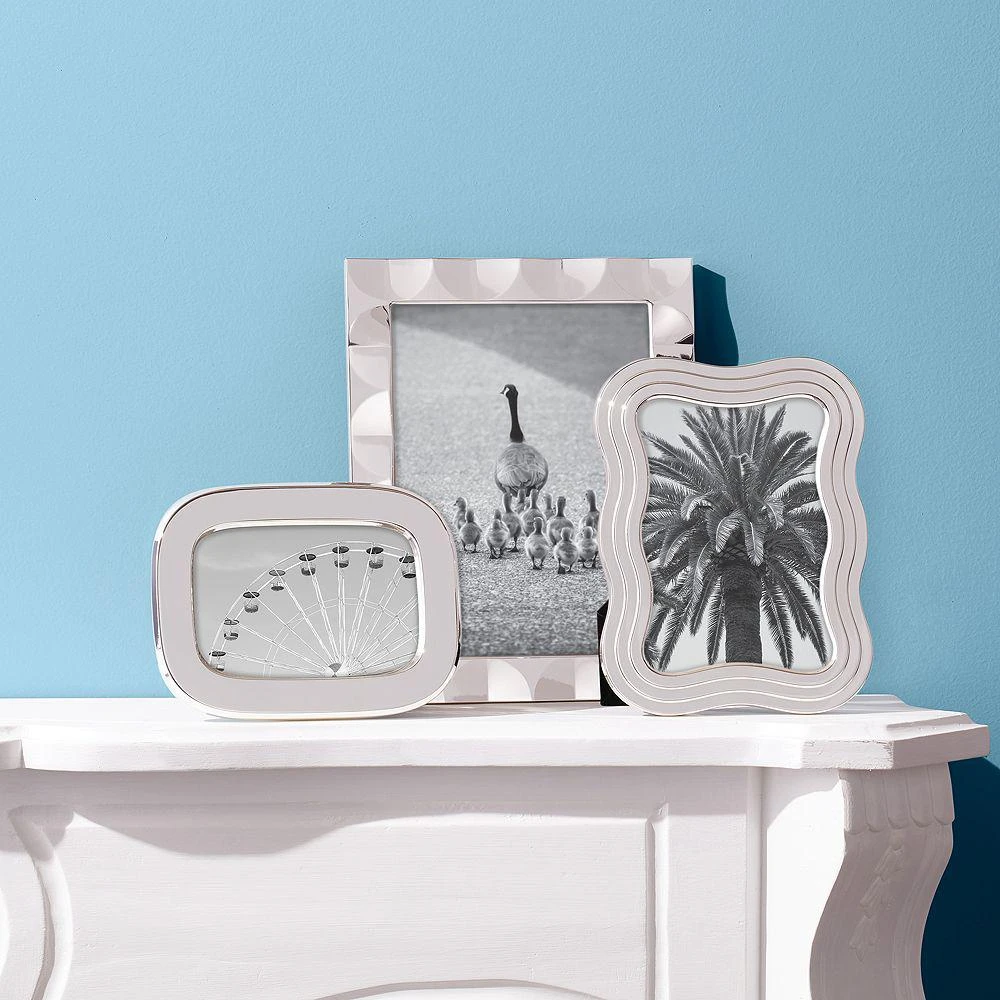 South Street Silver Scallop Frame, 8" x 10" 商品
