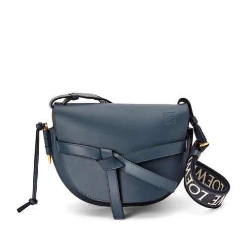 商品Loewe|【包税】LOEWE/罗意威 Gate Dual系列 女士小号玛瑙蓝色牛皮革提花织物肩带翻盖开合单肩斜挎包腰包A650T20X40-1809,价格¥17171,第1张图片