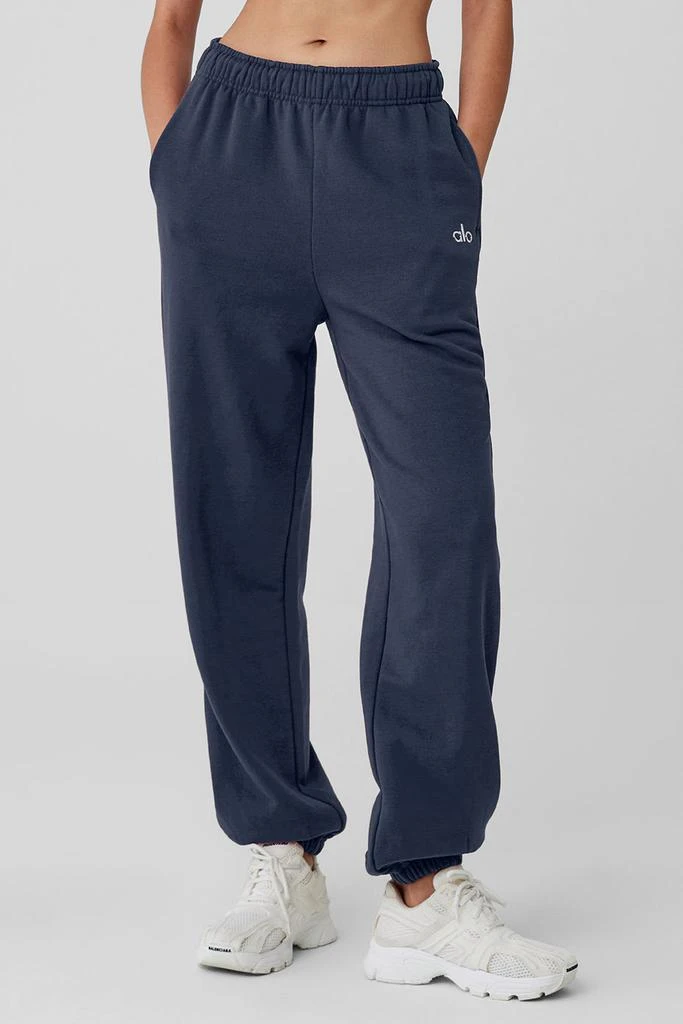 商品Alo|Accolade Sweatpant - Navy,价格¥879,第2张图片详细描述