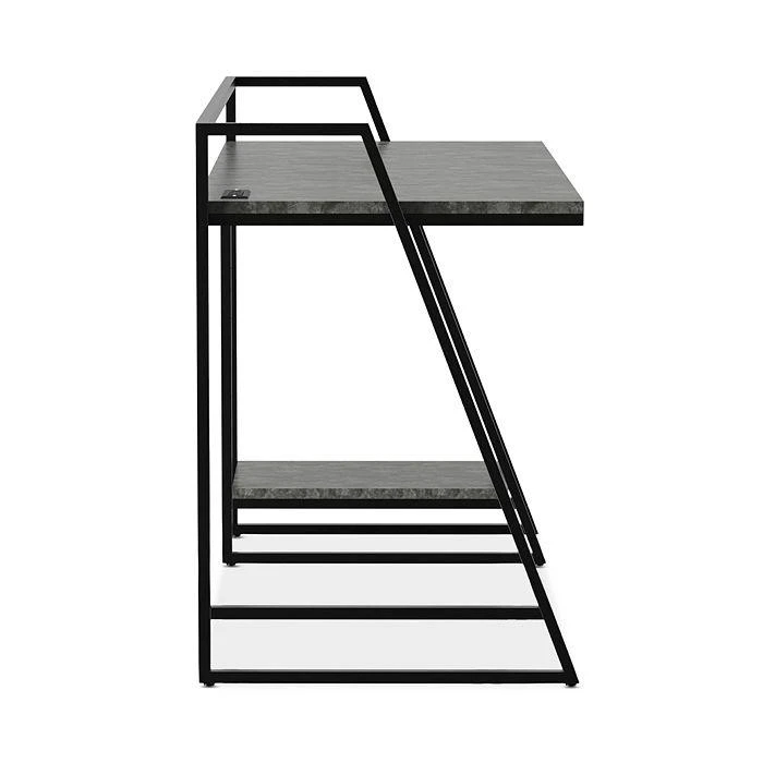 Stark Computer Desk with USB Ports 商品