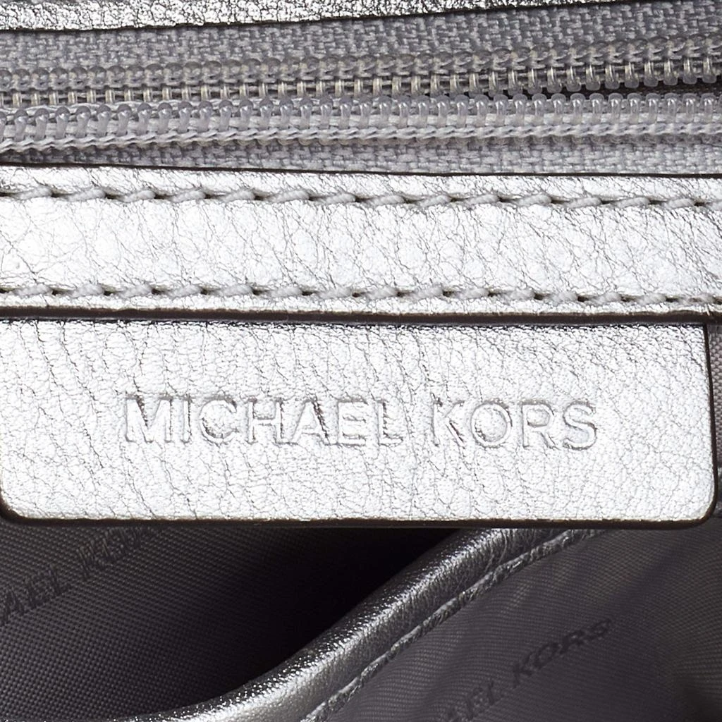 Michael Kors Silver Leather Jessa Convertible Backpack 商品